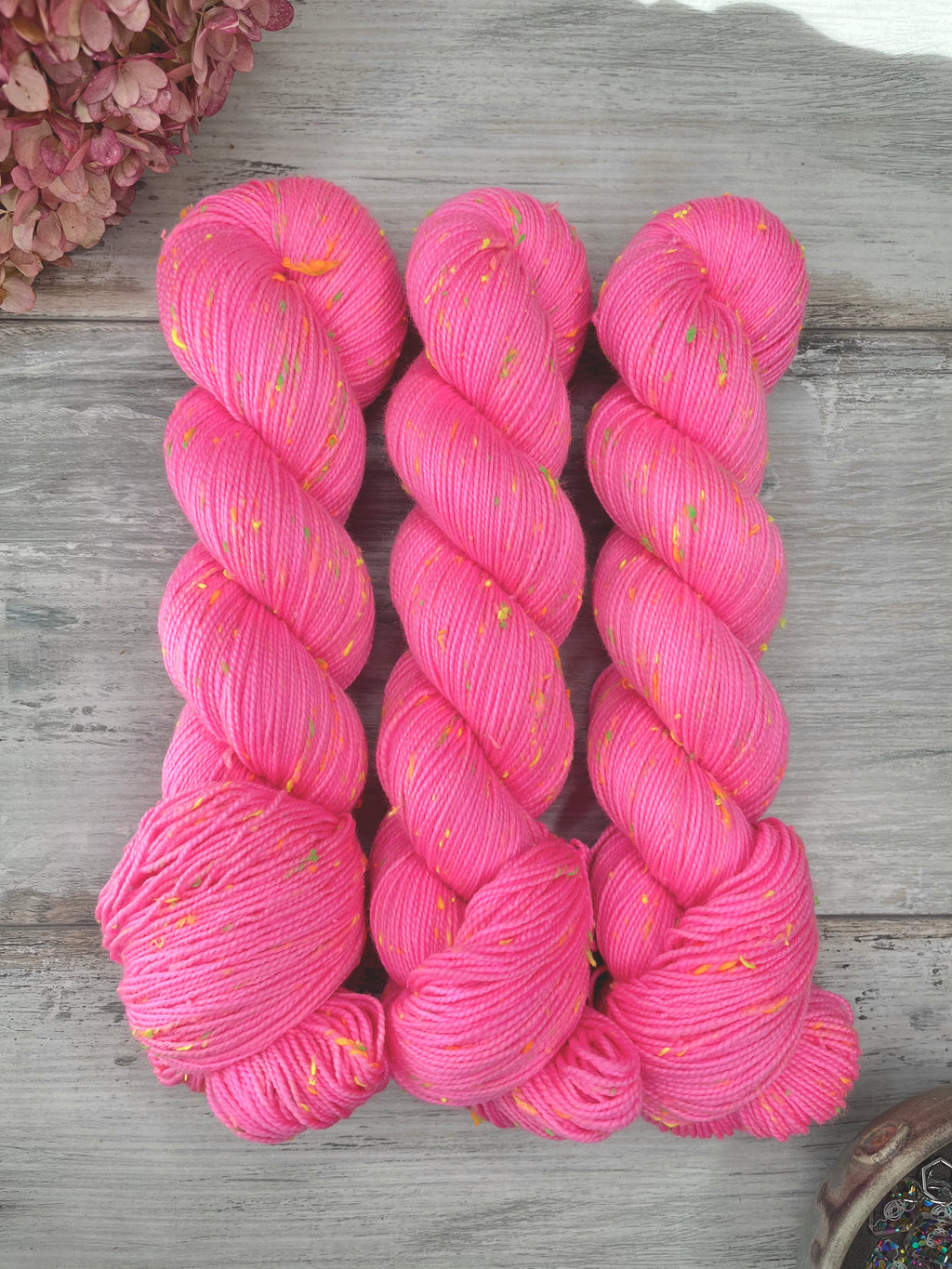 Tweed Dreams Neon