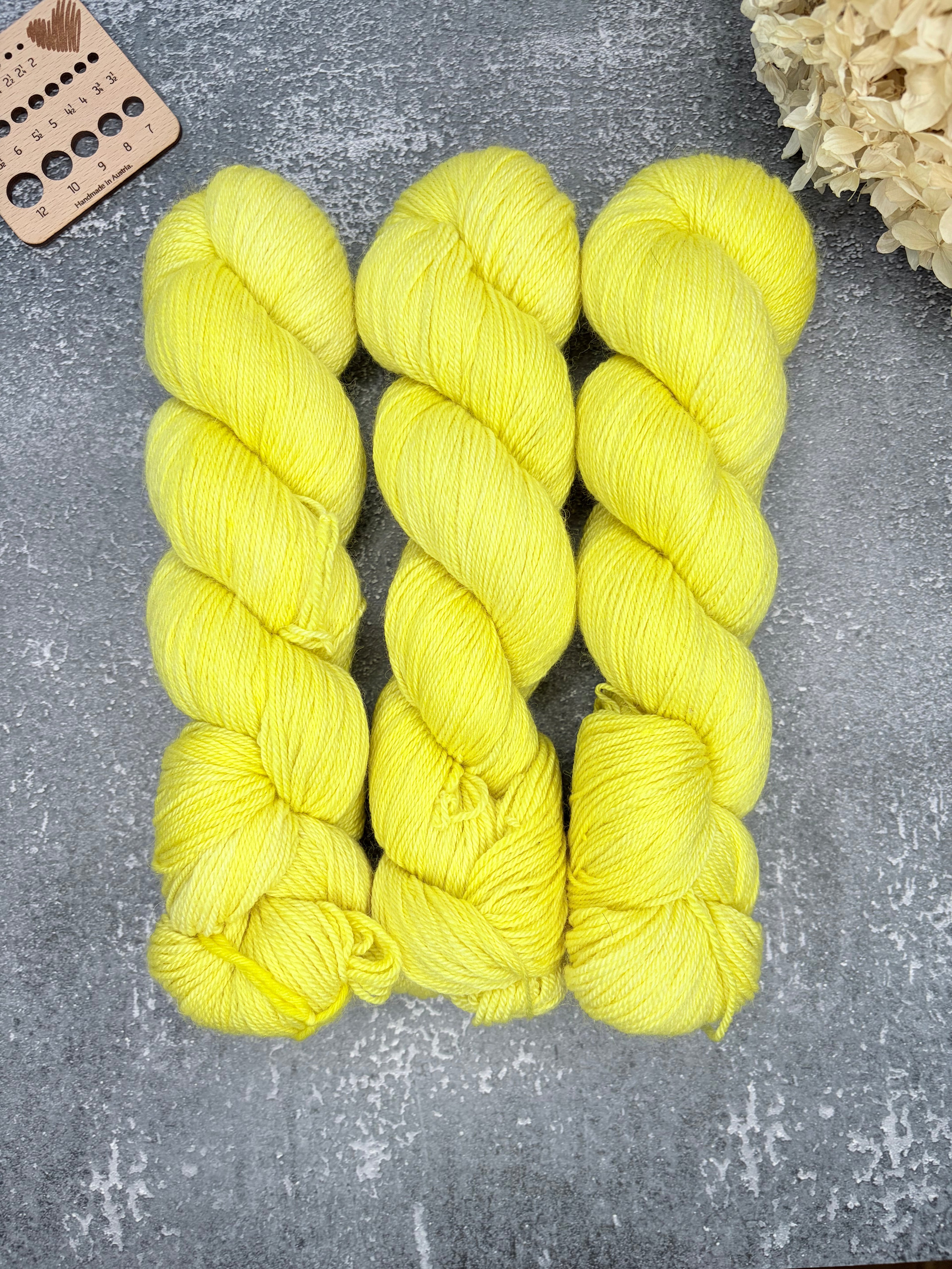 Merino/Alpaca/Silk „Luminous Canary“