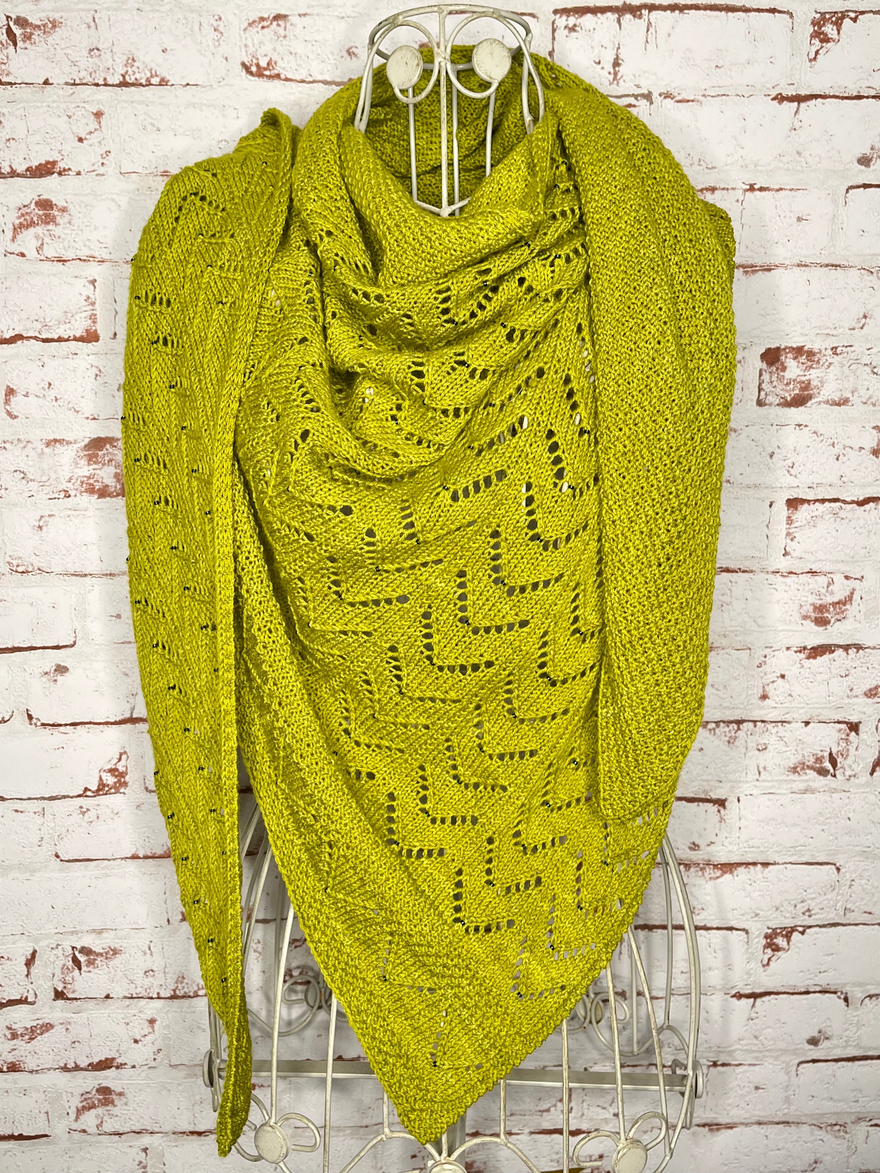 Strickanleitung Fafnir Shawl