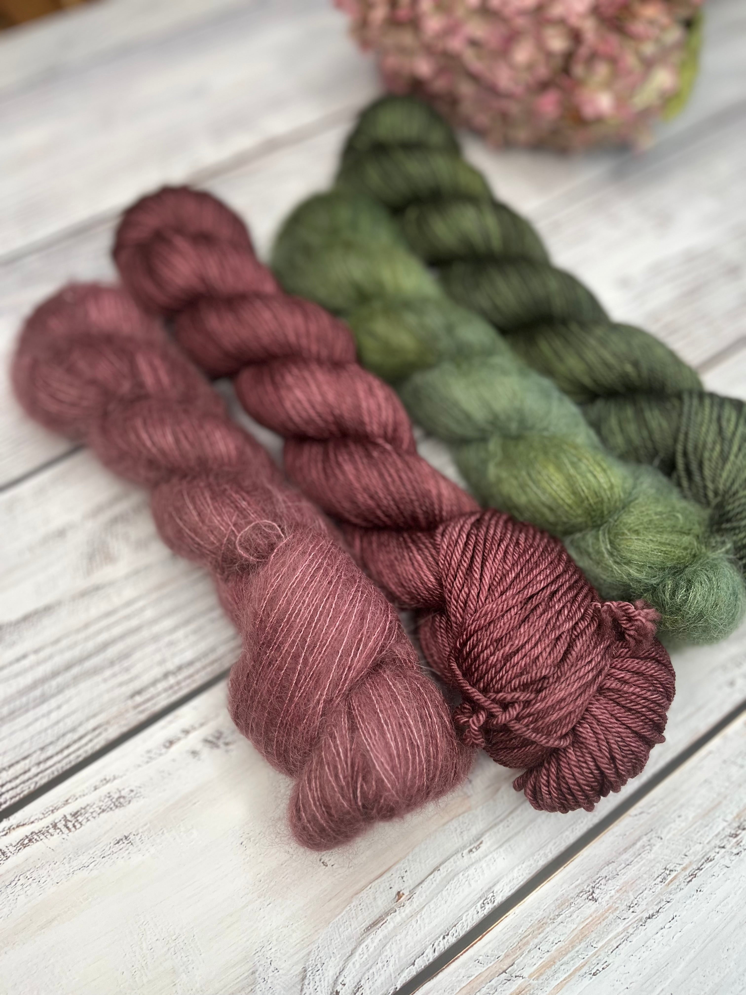 Very Basic Wrap – Wollset  Chestnut/Green