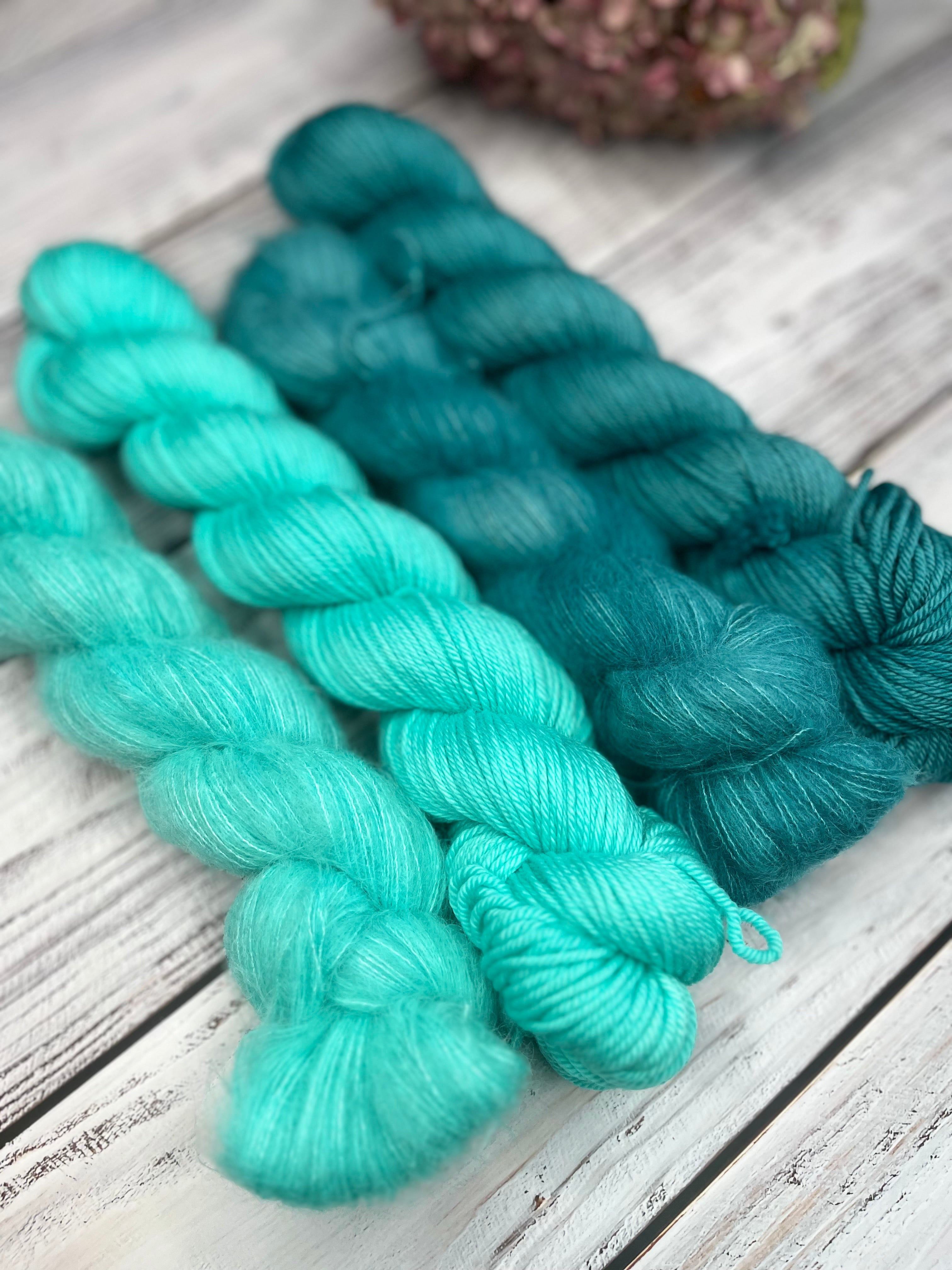 Very Basic Wrap – Wollset  Blue Love